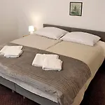 1910 Guest house 3*