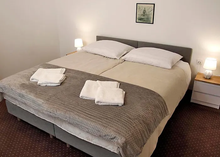 1910 Affittacamere 3*